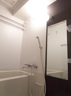 バス・シャワールーム　風呂