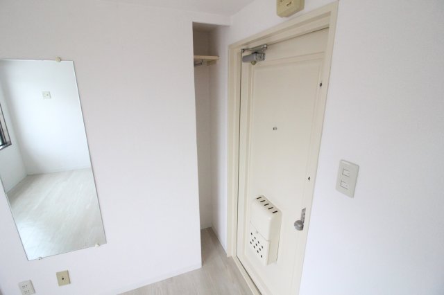 収納　ここを収納スペースに使えますね♪