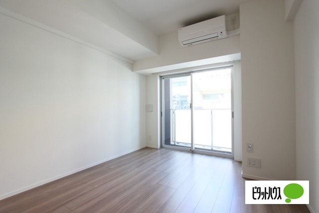 居室・リビング　☆フローリング☆