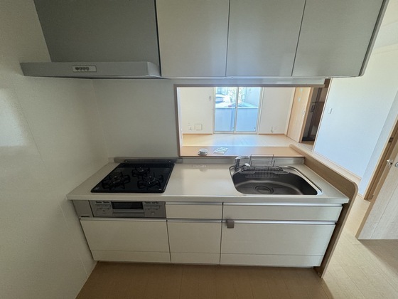 キッチン　※別部屋の写真です