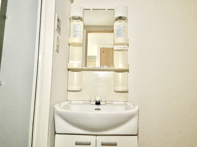 洗面設備　同仕様写真