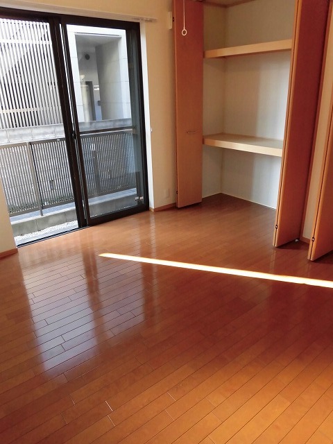 居室・リビング　ベランダ側