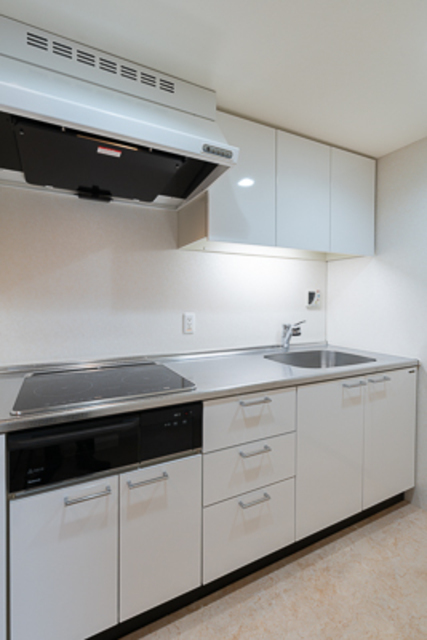 キッチン　※写真は同タイプ住戸です。