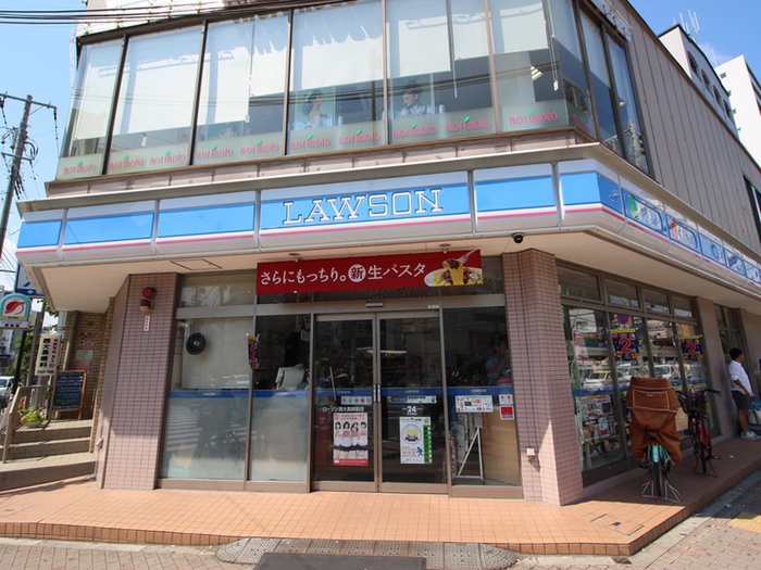 コンビニ　ローソン（コンビニ）まで132m