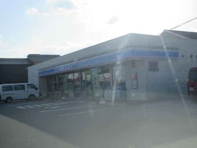 コンビニ　ローソン（コンビニ）まで230m