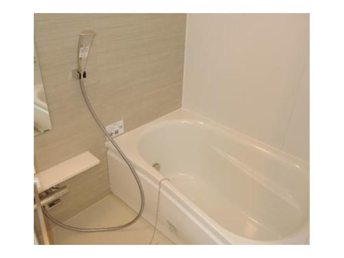 バス・シャワールーム　■浴室暖房乾燥機能付きバス♪