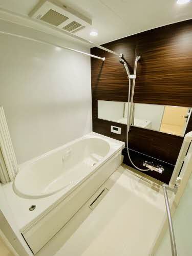 バス・シャワールーム　浴室