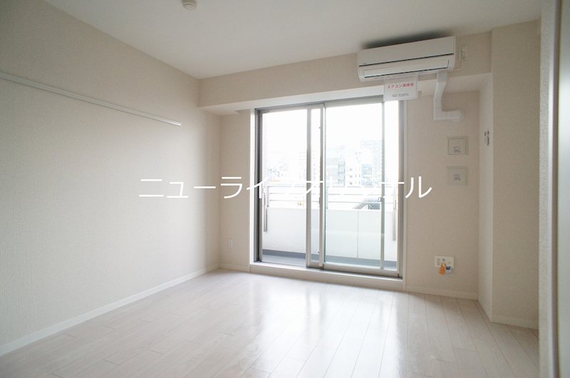 居室・リビング　エアコン付の居室　快適に過ごせます