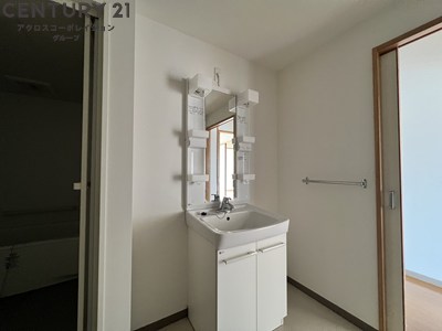 洗面設備　独立洗面台