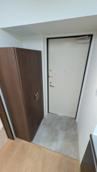 玄関　※別部屋の写真です