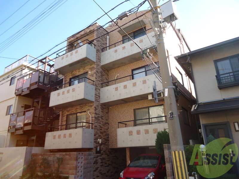 建物外観　おしゃれな外観、町並みにリンクしています。