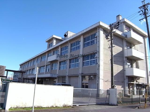 中学校　岐阜市立陽南中学校（中学校）まで1518m