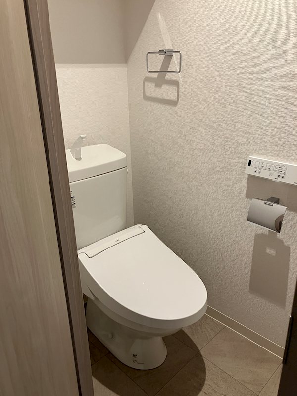 トイレ　ゆったりとした空間のトイレです