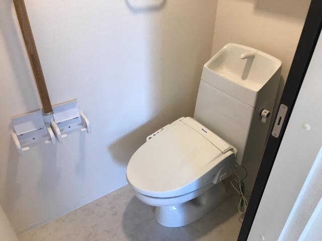 トイレ　シャワー付トイレ