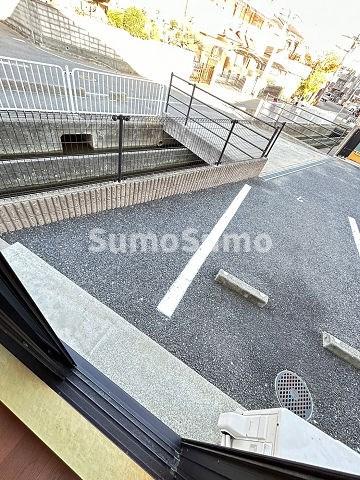 バルコニー　お洗濯にも便利なバルコニー付き