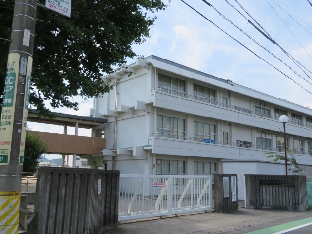 小学校　各務原市立蘇原第一小学校（小学校）まで1198m