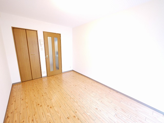 その他部屋・スペース　明るい洋室です