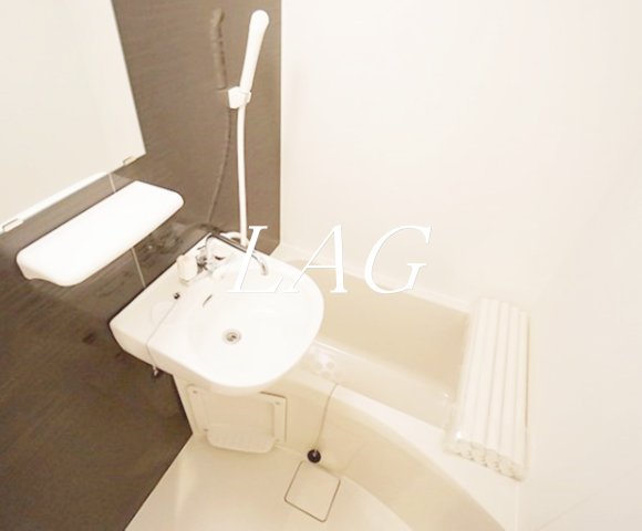 バス・シャワールーム　お風呂です。