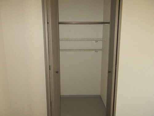 収納　クロゼット（洋室２）