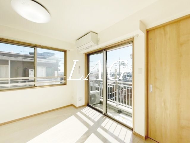 居室・リビング　洋室のお部屋です。