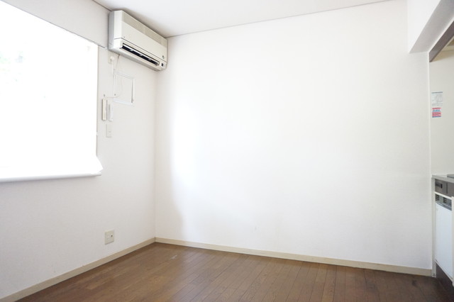 居室・リビング　女性限定のお部屋です☆武蔵野美術大生にオススメ☆