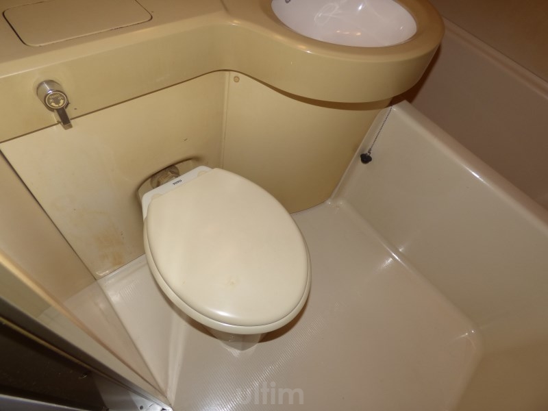 トイレ　※別のお部屋の写真です