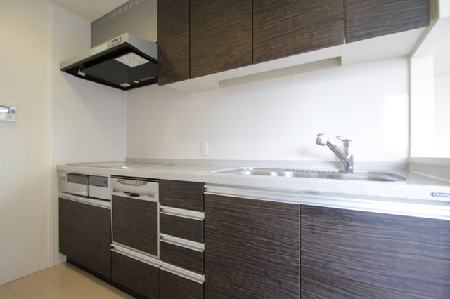 キッチン　※別室の参考写真です。