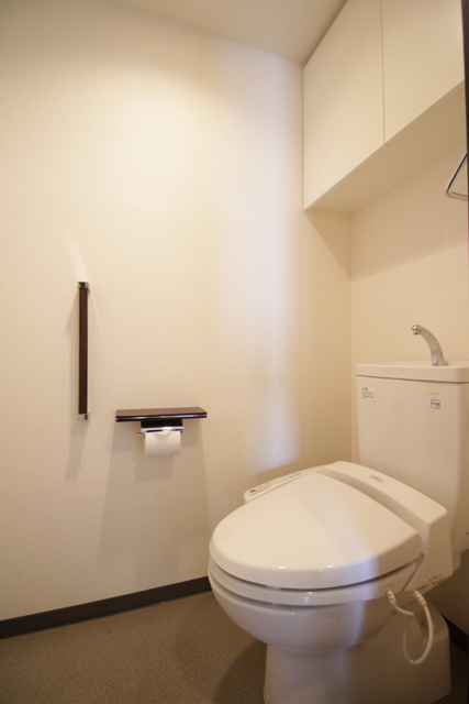 トイレ　※別室の参考写真です。