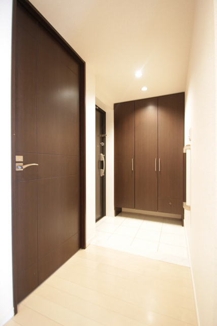 玄関　※別室の参考写真です。