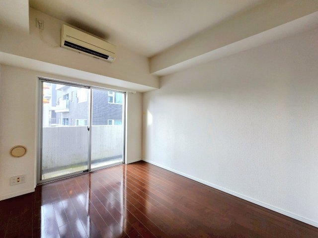 居室・リビング　※別部屋参考写真となります