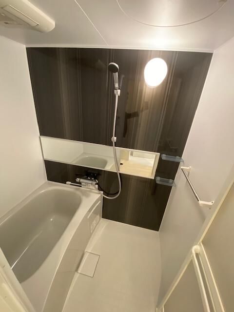 バス・シャワールーム　お風呂です