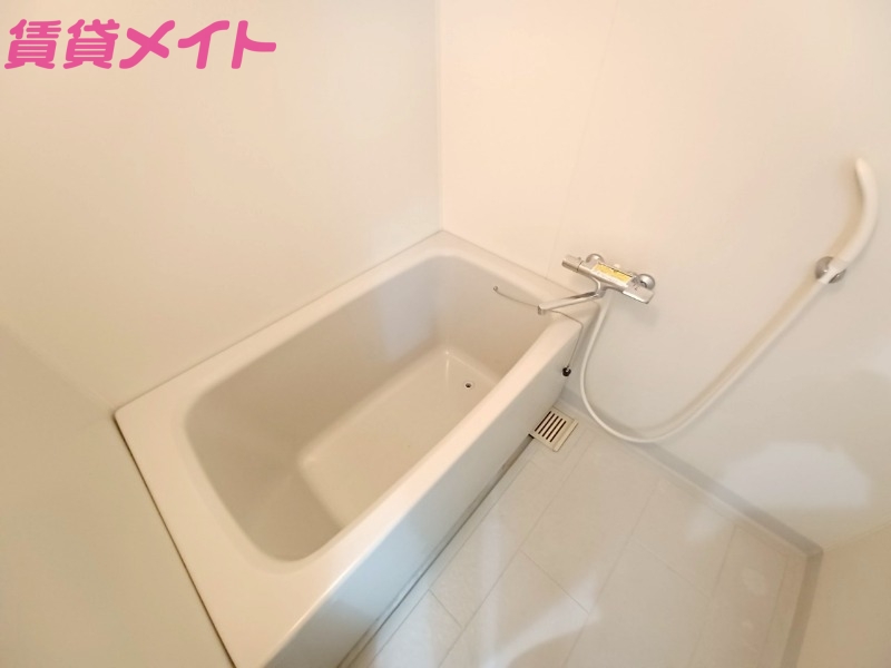 バス・シャワールーム　同型別部屋写真