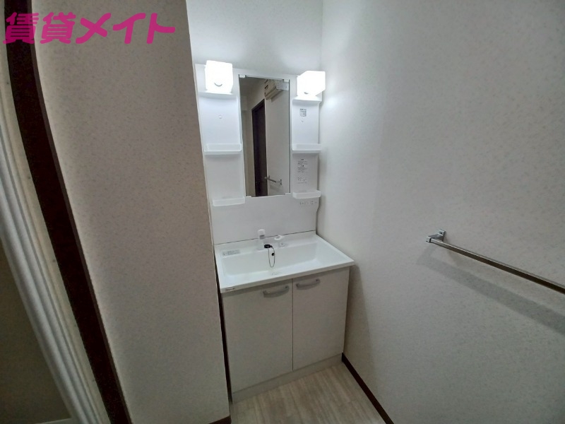 洗面設備　同型別部屋写真