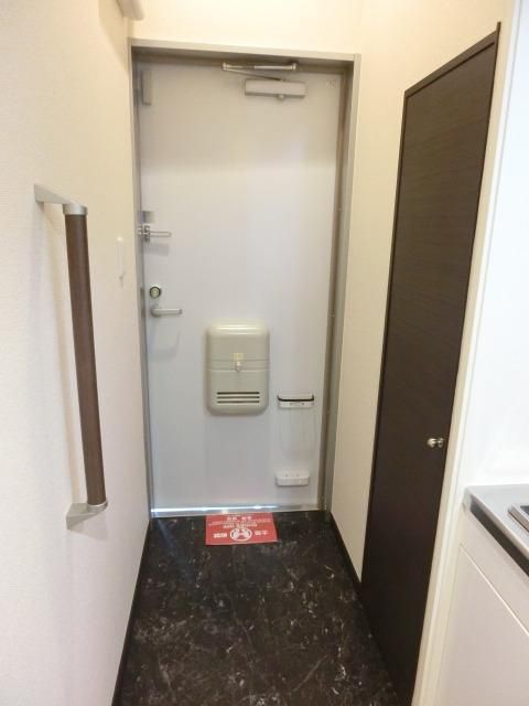 玄関　シューズＢＯＸ付きの玄関