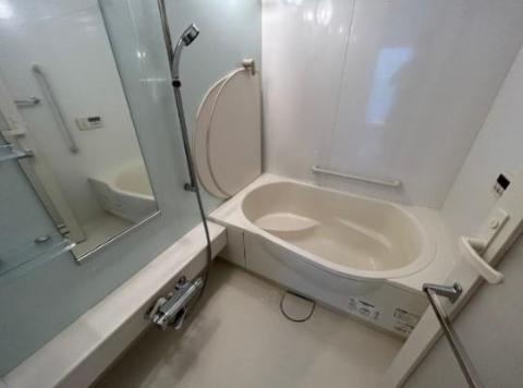 バス・シャワールーム　バス