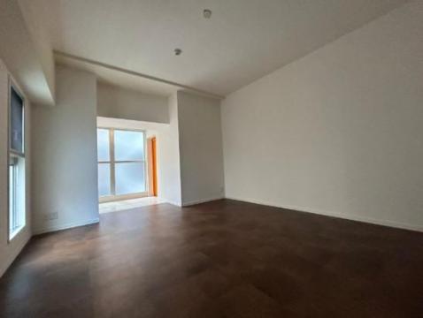 居室・リビング　室内