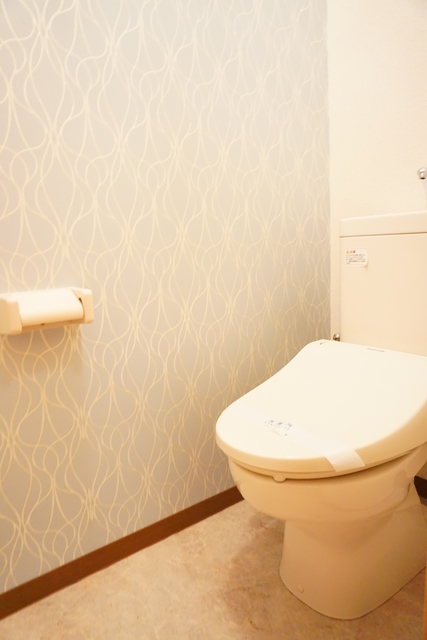 トイレ　洗浄便座・暖房便座設置済み！毎日清潔・快適に暮らせます☆