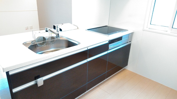 キッチン　※この画像は同一物件の別室です