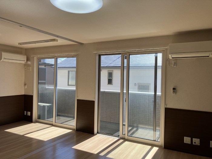 居室・リビング　リビング