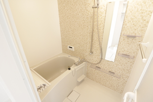 バス・シャワールーム　２０２・バス