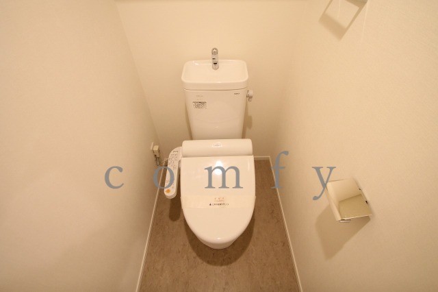 トイレ　ウォシュレット付きトイレ