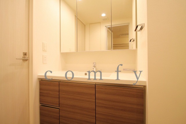 洗面設備　独立洗面台