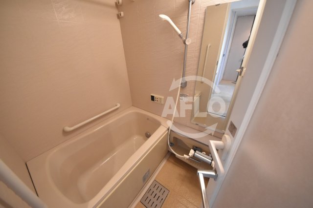 バス・シャワールーム　プレサンス梅田EAST　浴室