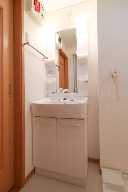 洗面設備　図面と現状に相違がある場合には現状を優先