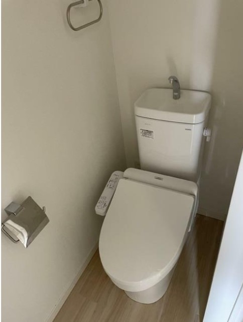 トイレ　温水洗浄便座付きトイレ☆