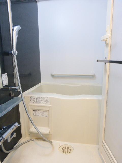 バス・シャワールーム　バスルーム