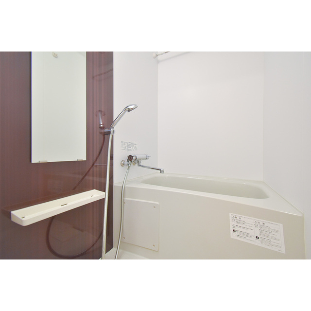 バス・シャワールーム　バスルーム