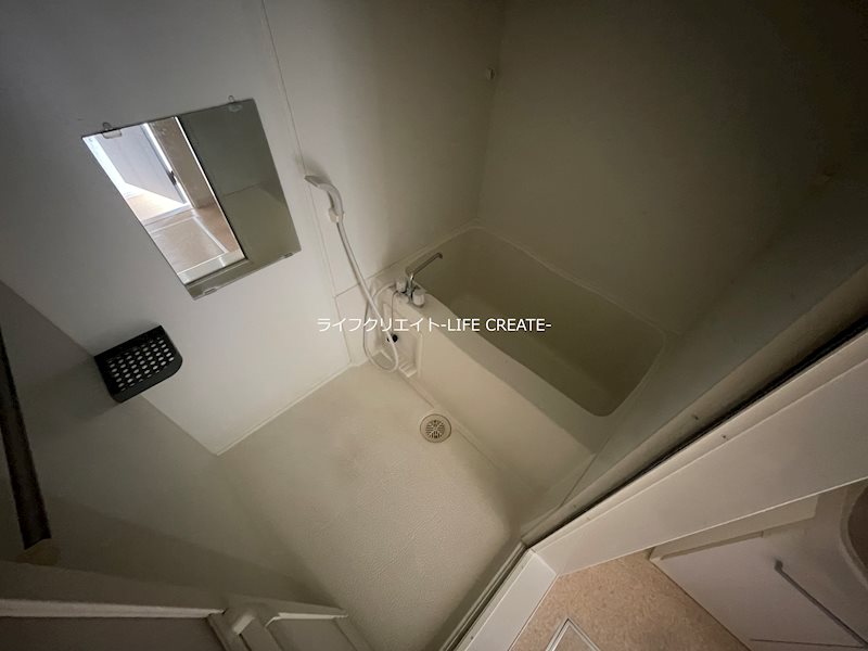 バス・シャワールーム　写真は203号室