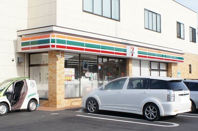 コンビニ　セブンイレブン前橋広瀬１丁目店（コンビニ）まで120m