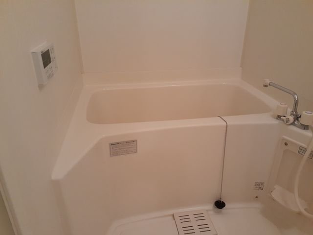 バス・シャワールーム　お風呂で日々の疲れを落としましょう